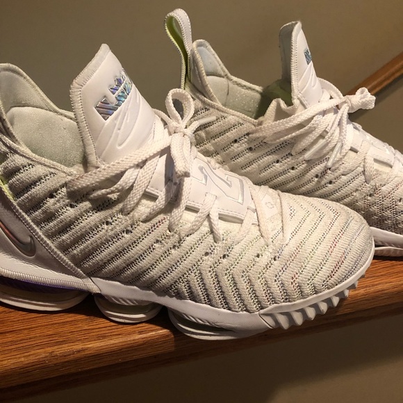 lebron 16 size 6